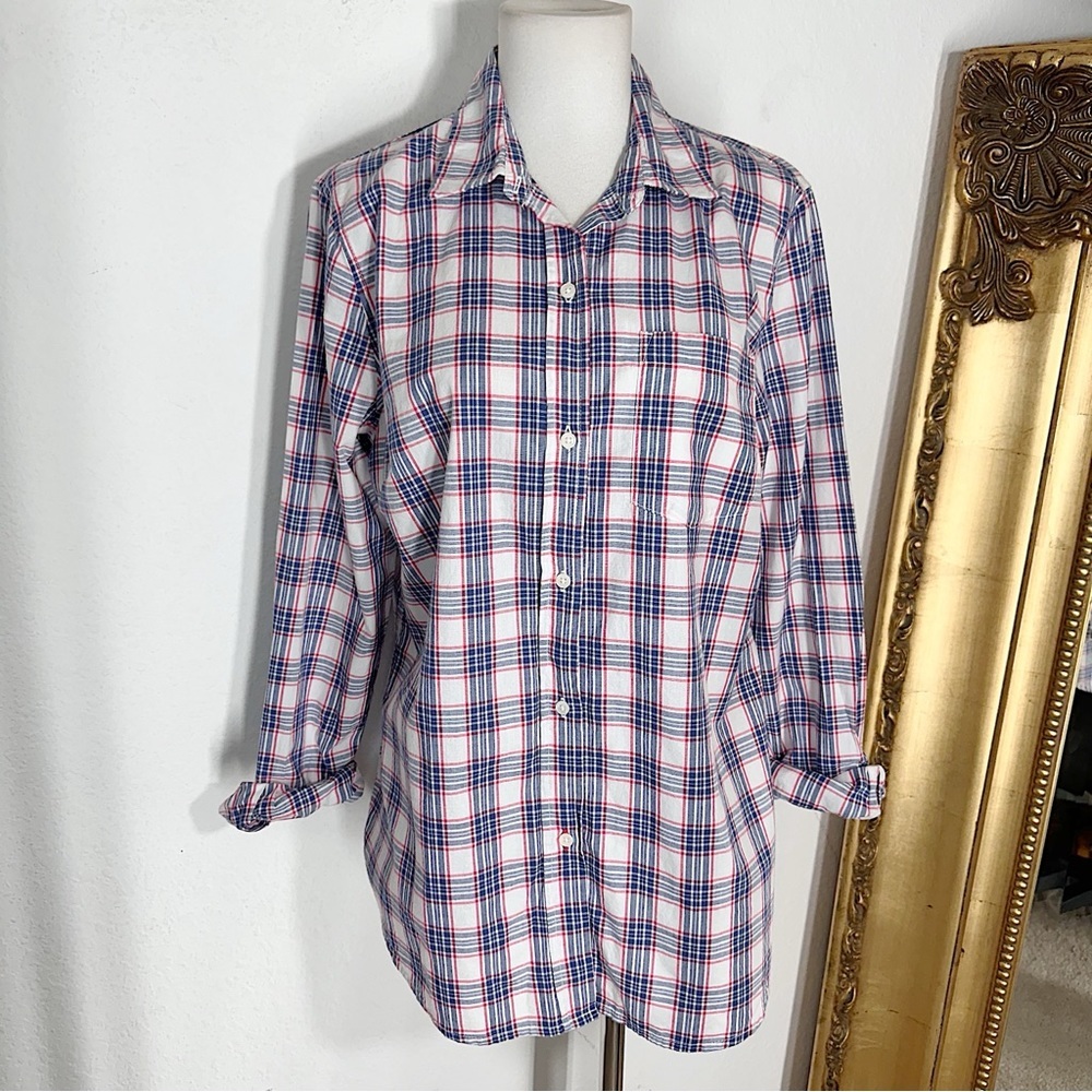 NWT Gap Cotton Navy Red Plaid Button Front Long Sleeve Shirt size Medium $44.99